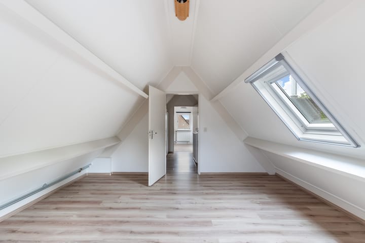 Foto 37 van Weegbree 2