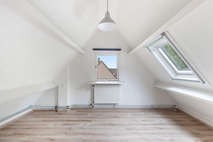 Foto 38 van Weegbree 2