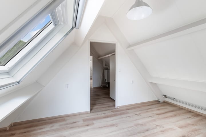 Foto 39 van Weegbree 2