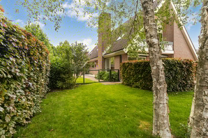 Foto 45 van Weegbree 2