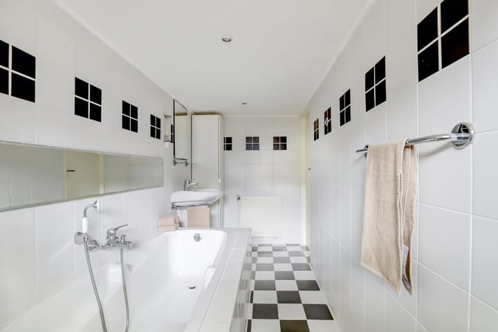 Photo 28 of Leidsekade 93