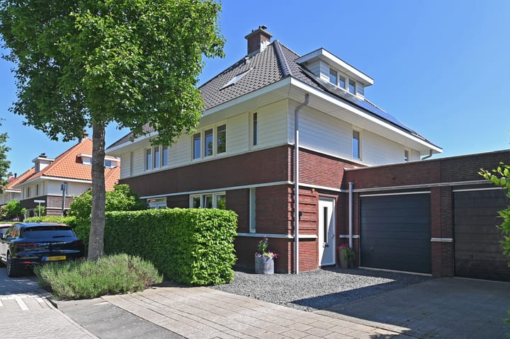 Foto 1 van Schiphollaan 33