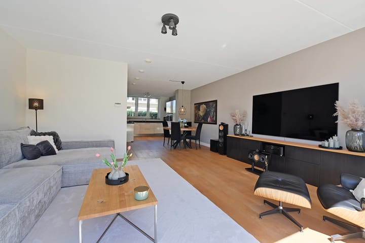 Foto 18 van Schiphollaan 33