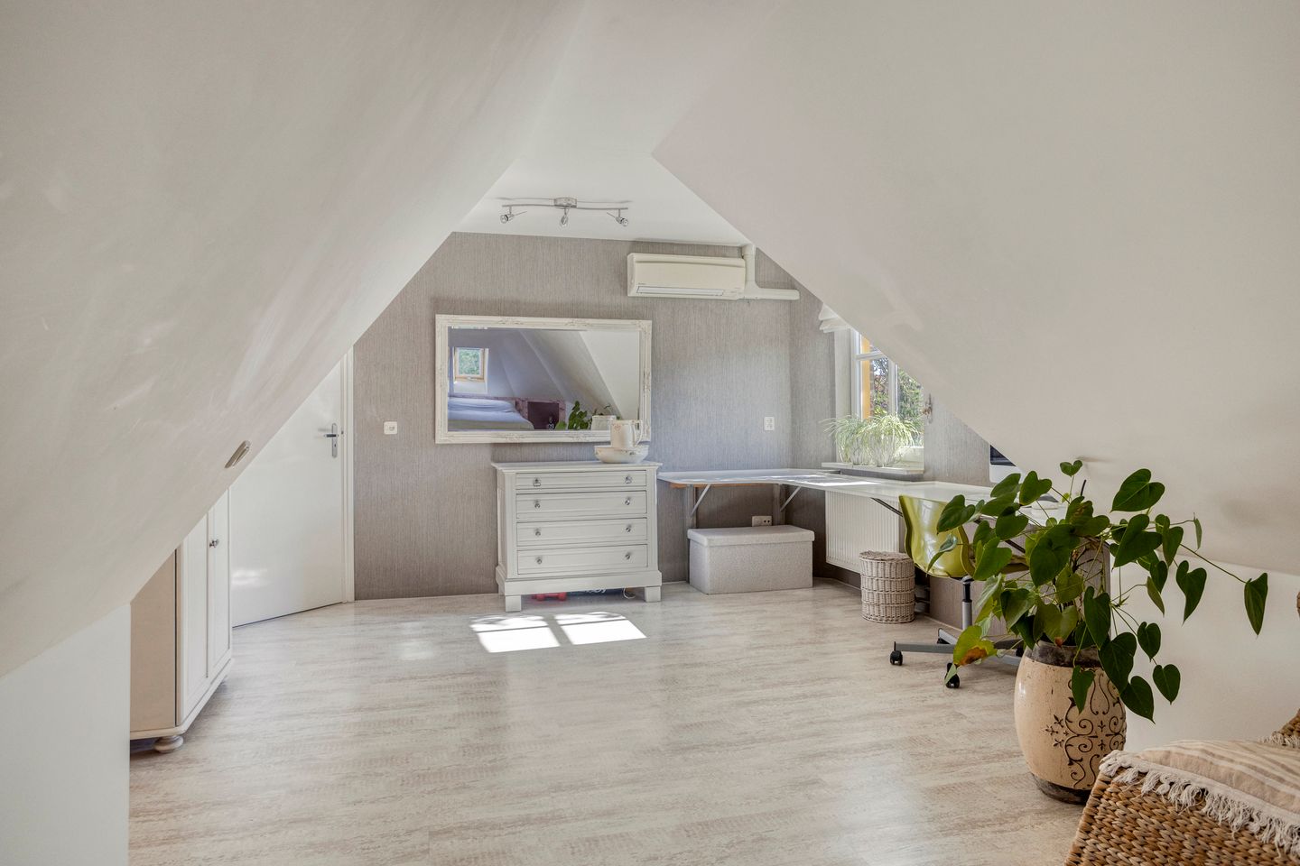 Foto 25 van Alphensebaan 4