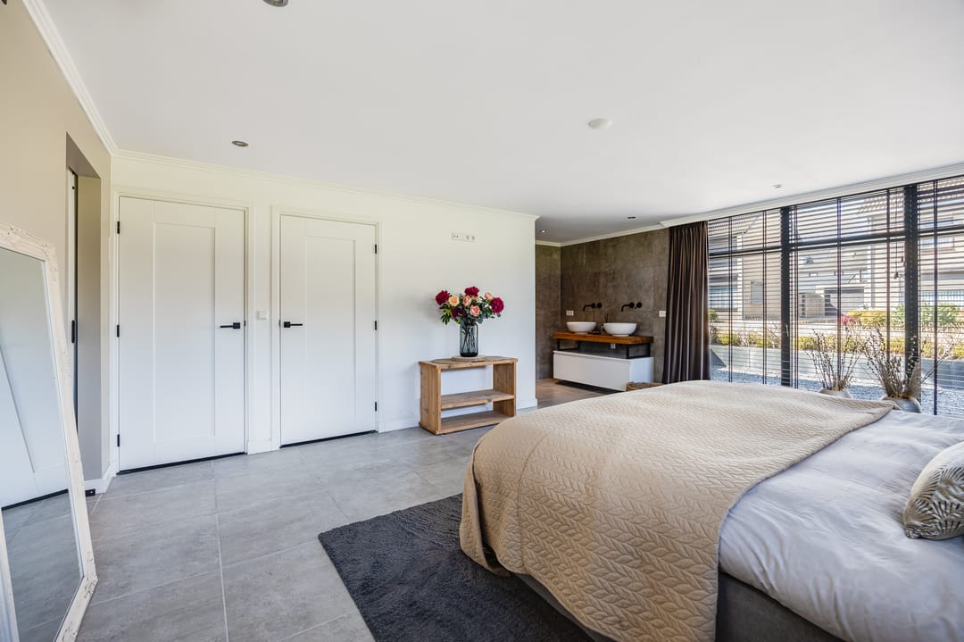 Photo 37 of Jacob Catslaan 2