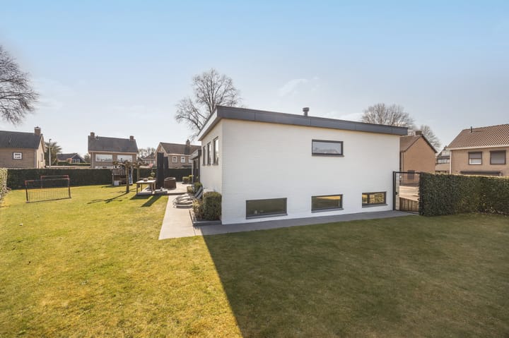 Foto 48 van Jacob Catslaan 2