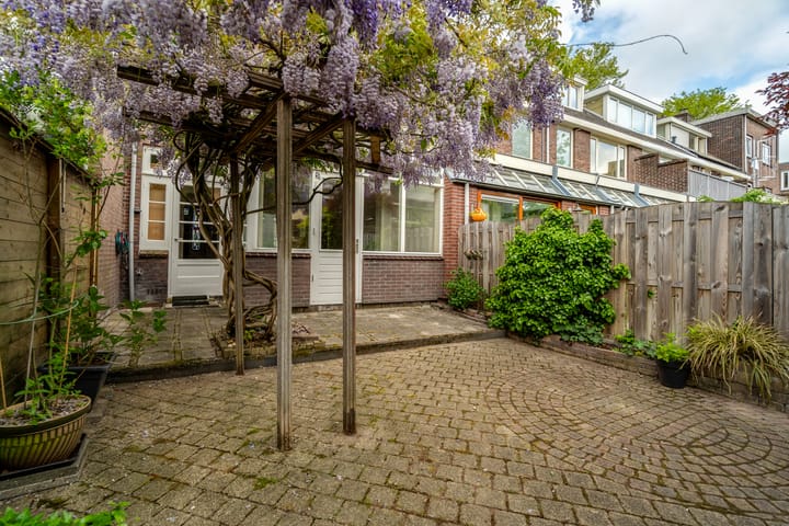 Foto 10 van Van Humboldtstraat 69