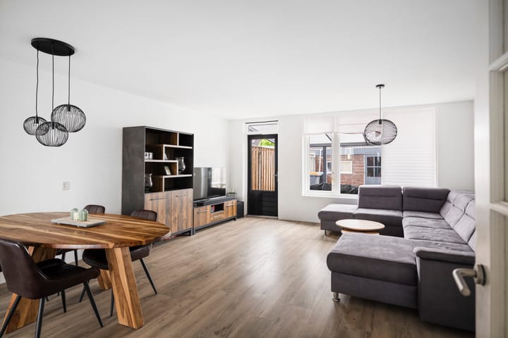 Foto 2 van Bosanemoon 8