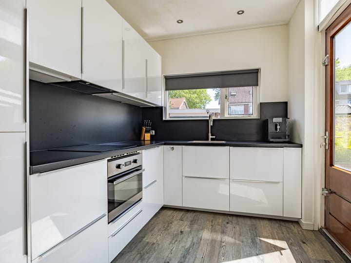 Foto 10 van van Kolstraat 23