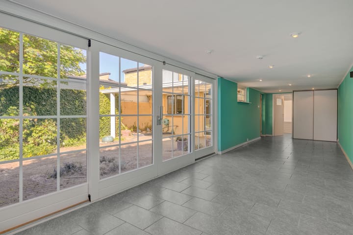 Foto 14 van Van der Duyn van Maasdamstraat 42