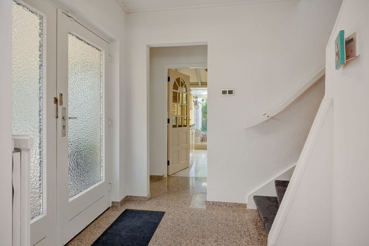 Foto 18 van Van der Duyn van Maasdamstraat 42