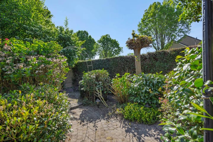 Foto 32 van Van der Duyn van Maasdamstraat 42