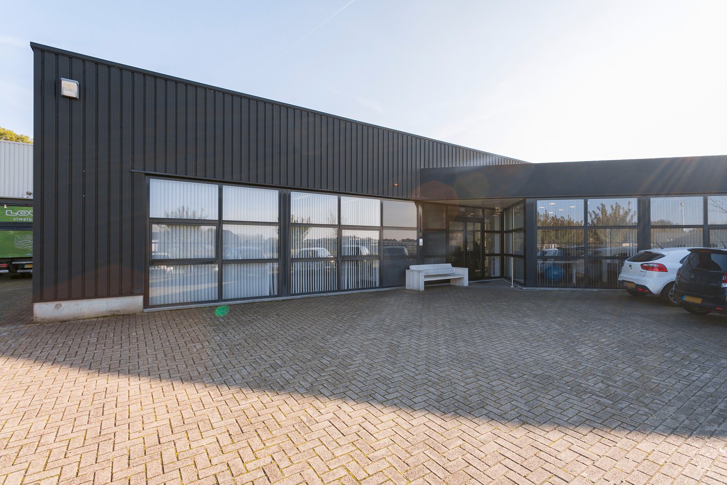 View photo 3 of Koperslager 8