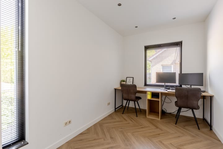 Foto 11 van Zonnebloemlaan 224