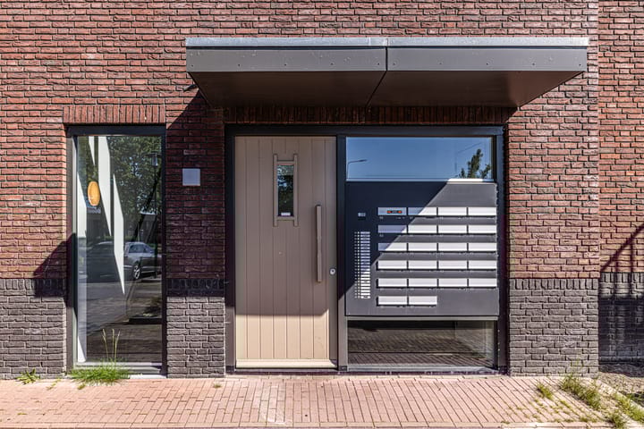 Photo 6 of Meeroever 67