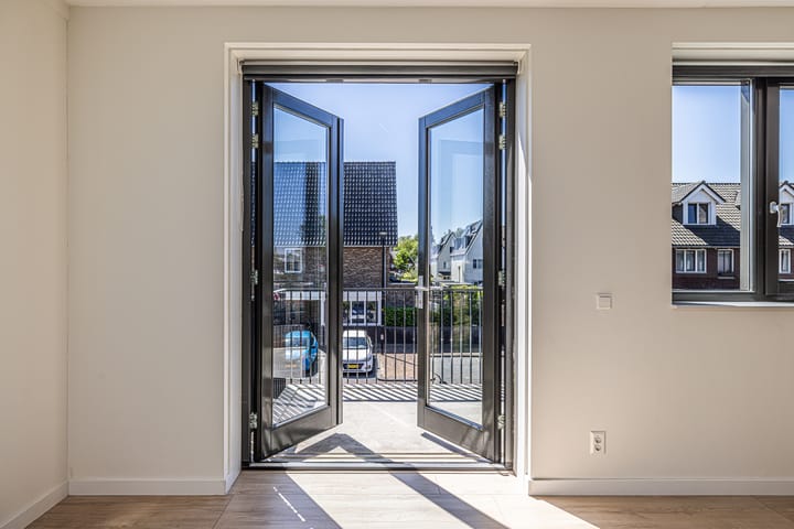 Photo 17 of Meeroever 67