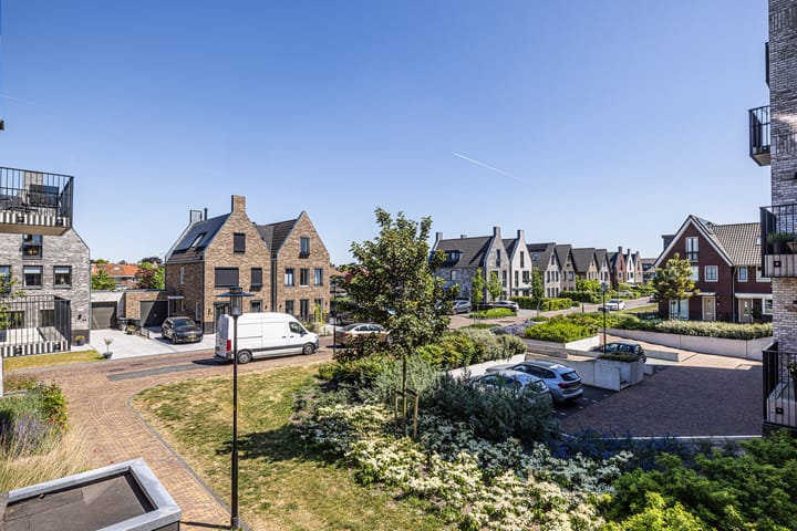 Photo 37 of Meeroever 67