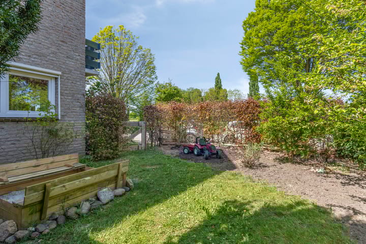 Foto 29 van Prins Bernhardlaan 18