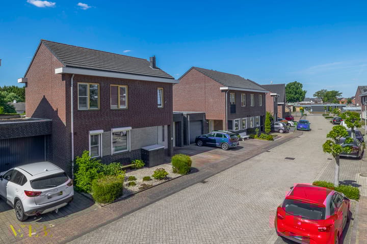 Foto 21 van Sni-jershoaf 10