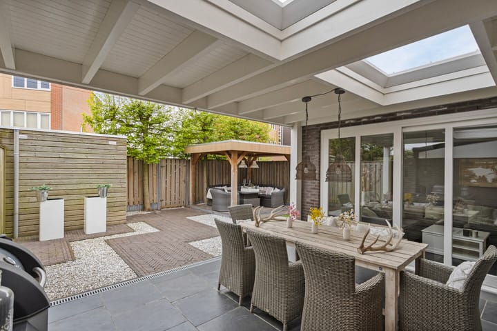 Foto 3 van Regenboogven 33