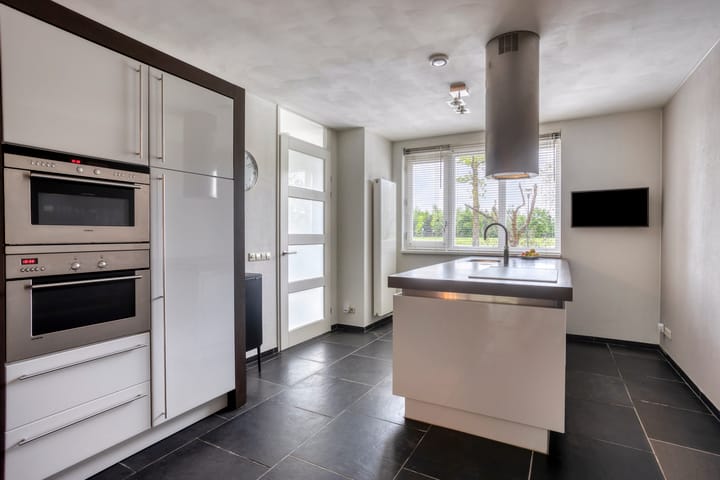 Foto 9 van Regenboogven 33