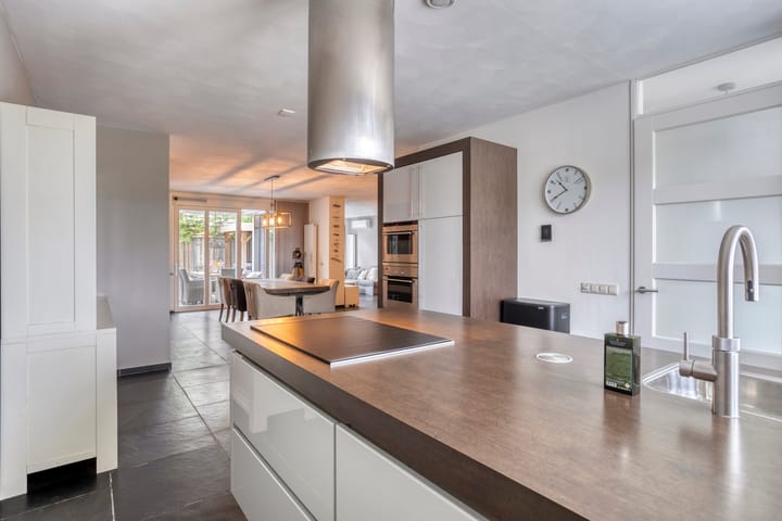 Foto 11 van Regenboogven 33