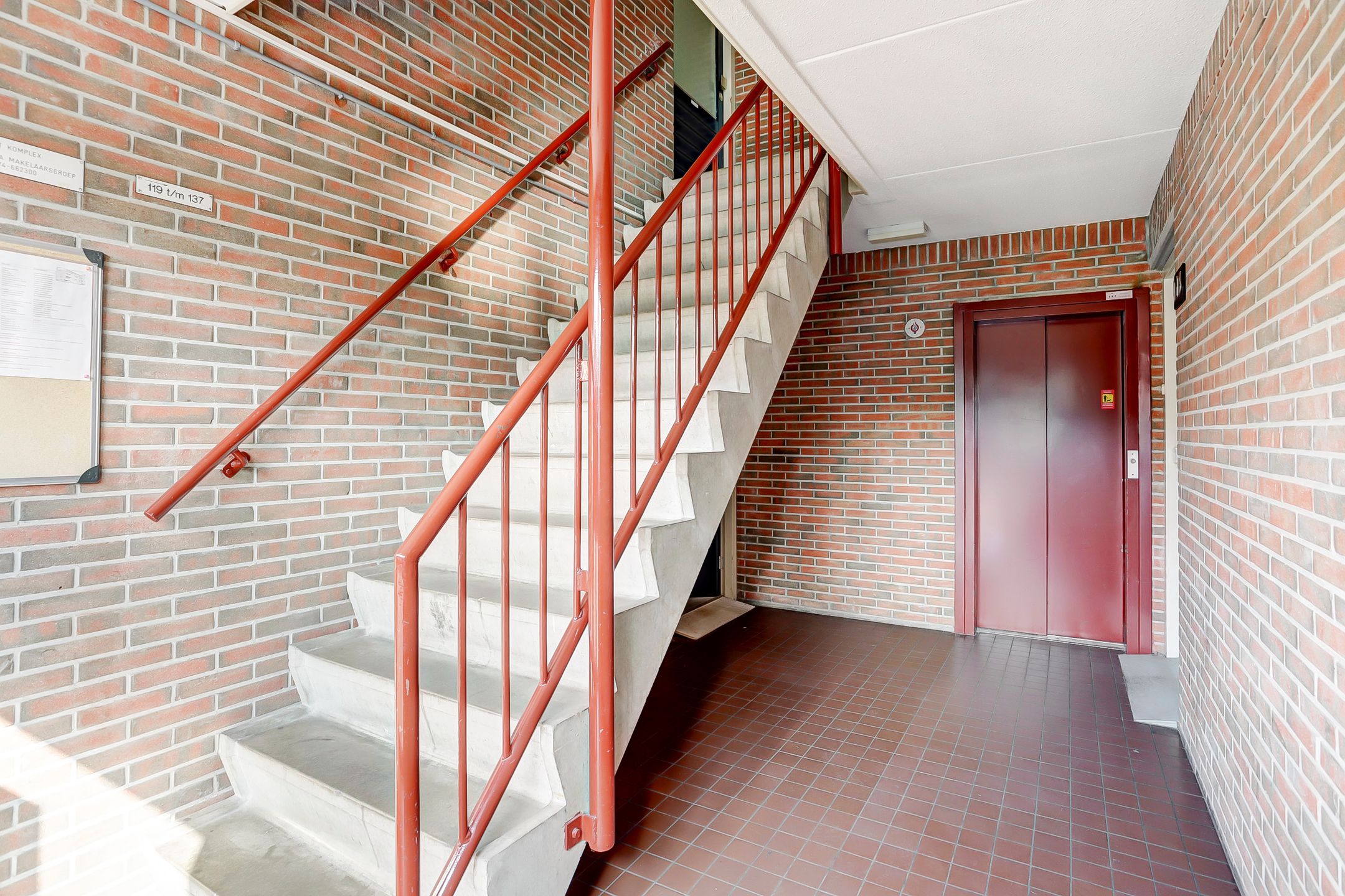 Foto 15 van Zeven Bosjes 125