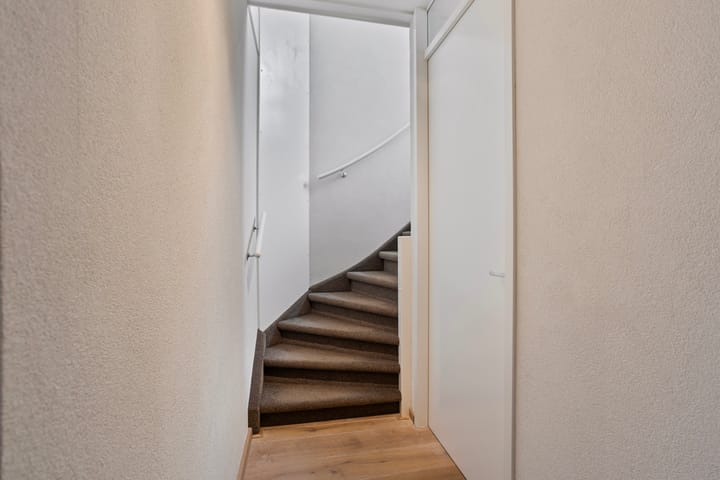 Foto 21 van Regenboogven 33