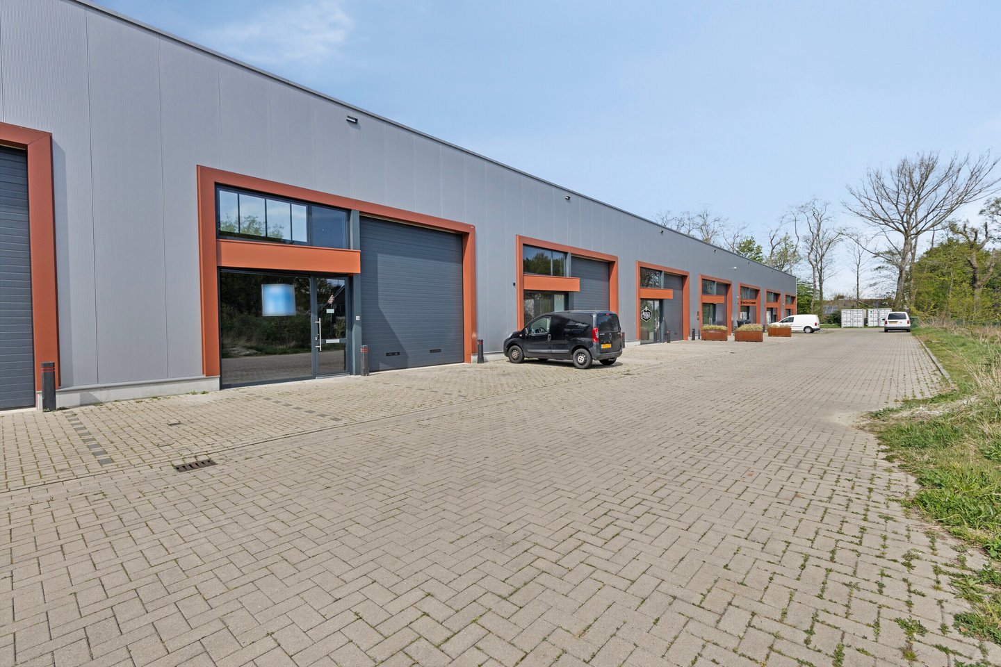 Bekijk foto 3 van Industrieweg 1-a