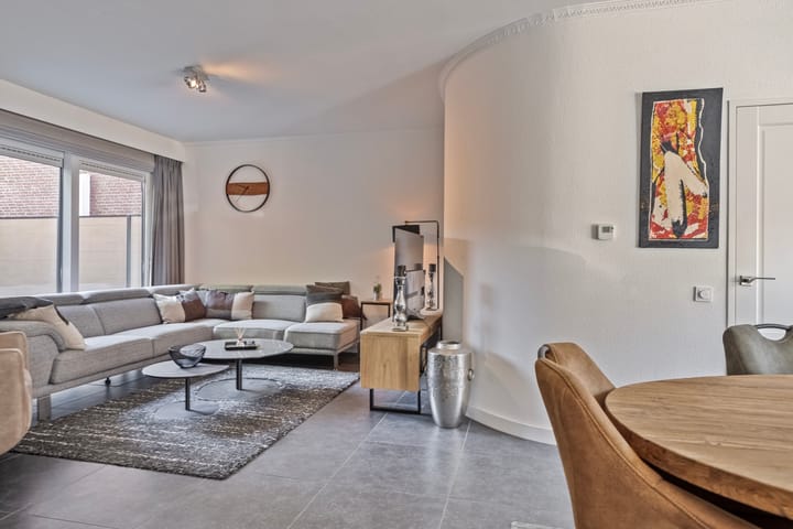 Foto 8 van Molenstraat 1