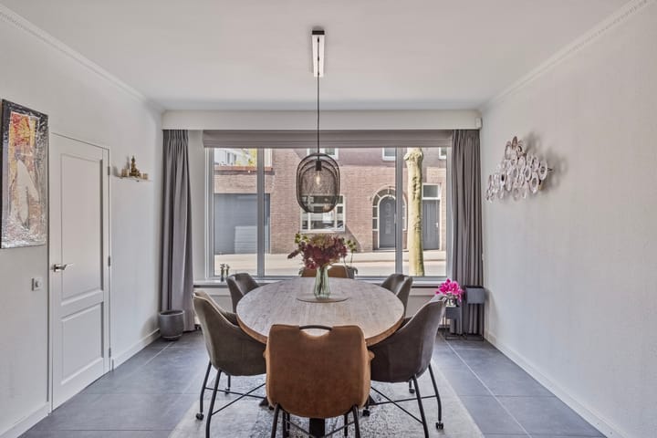 Foto 2 van Molenstraat 1