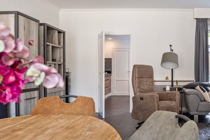 Foto 9 van Molenstraat 1