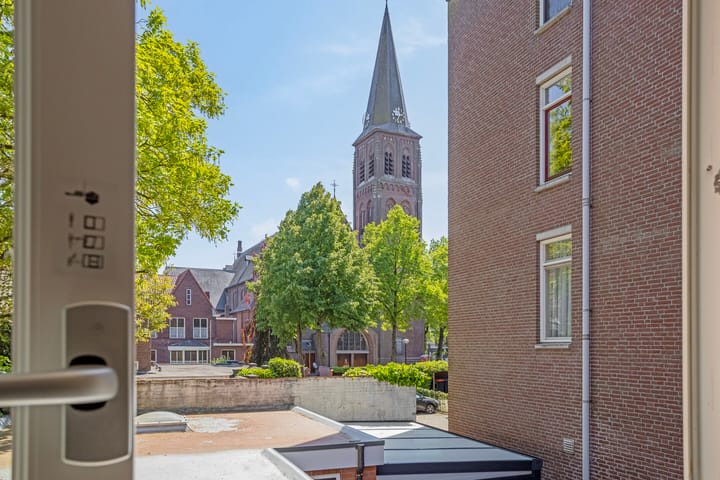 Foto 18 van Molenstraat 1