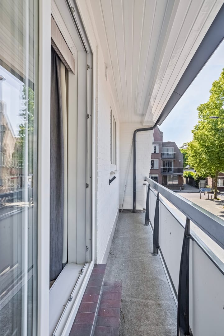 Foto 22 van Molenstraat 1