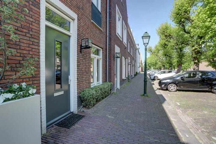 Photo 37 of Venestraat 28