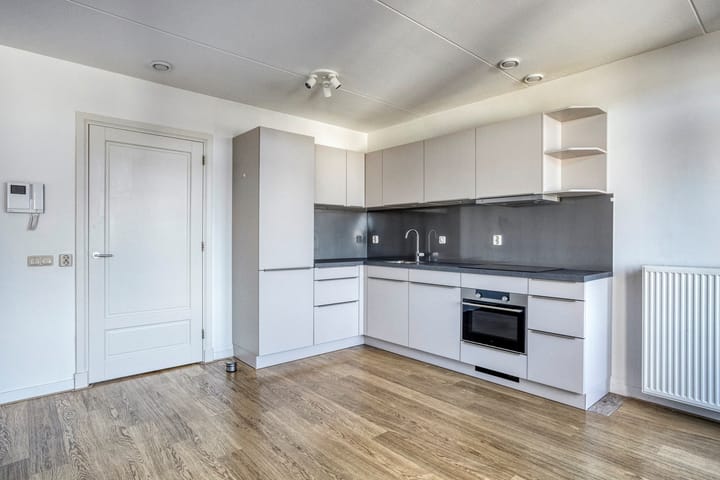 Foto 7 van Julianaplein 45