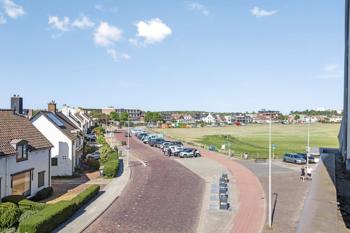 Foto 11 van Julianaplein 45