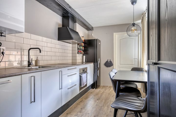 Foto 3 van Dr. Van Hoekstraat 88