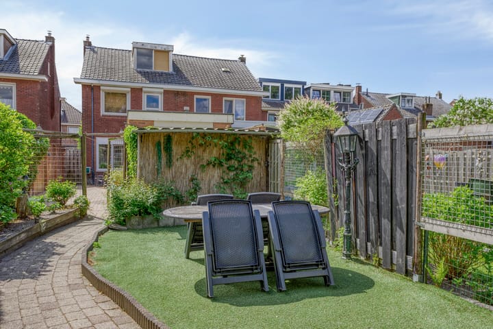 Foto 35 van Dr. Van Hoekstraat 88