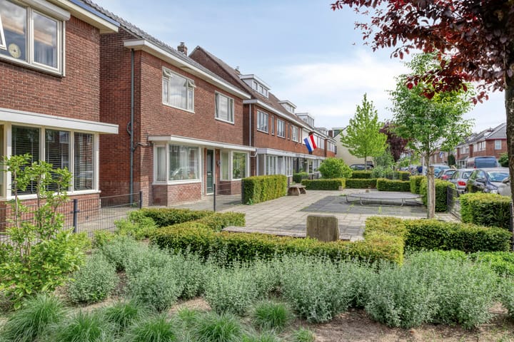 Foto 37 van Dr. Van Hoekstraat 88