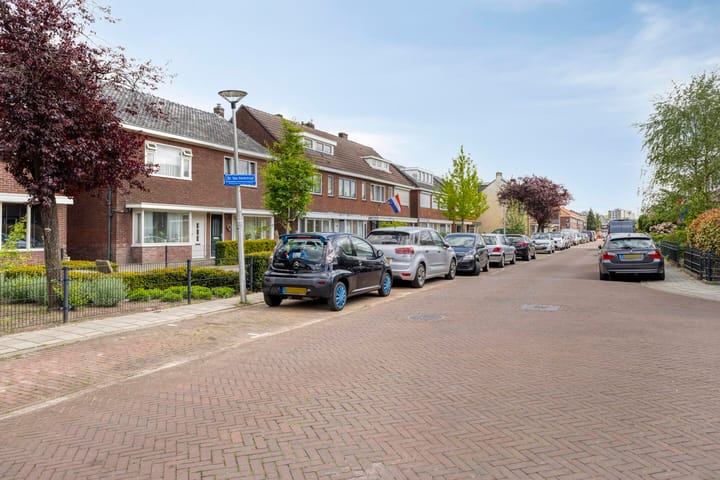 Foto 38 van Dr. Van Hoekstraat 88