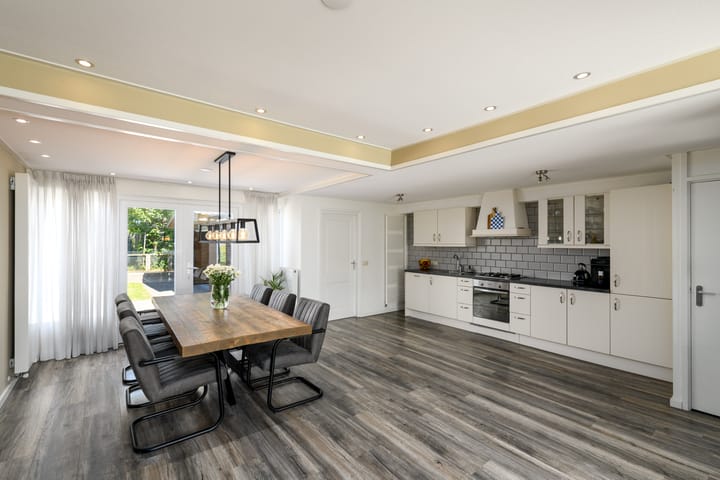 Photo 3 of Ds. Noordmansstraat 28