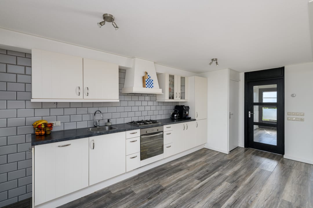 Photo 16 of Ds. Noordmansstraat 28