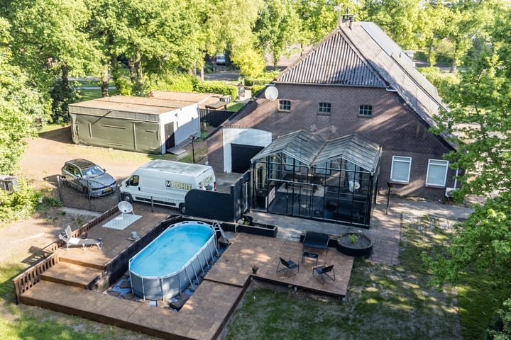 Foto 10 van Coevorderstraatweg 17-A