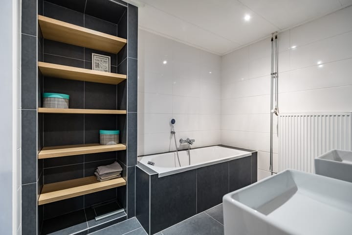 Foto 46 van Coevorderstraatweg 17-A