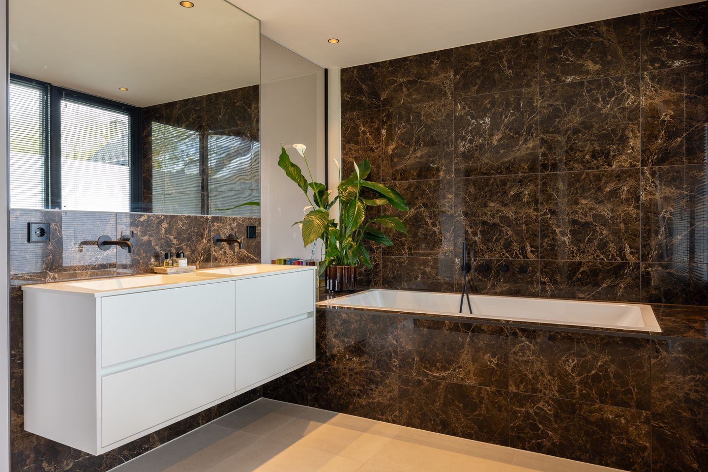 Photo 4 of Van Beethovenlaan 121