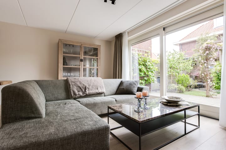 Foto 10 van Harry Banninklaan 88