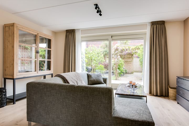 Foto 11 van Harry Banninklaan 88