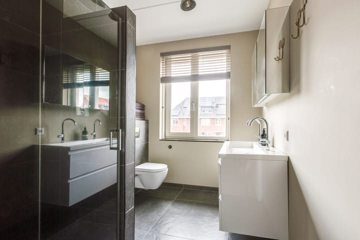 Foto 28 van Harry Banninklaan 88