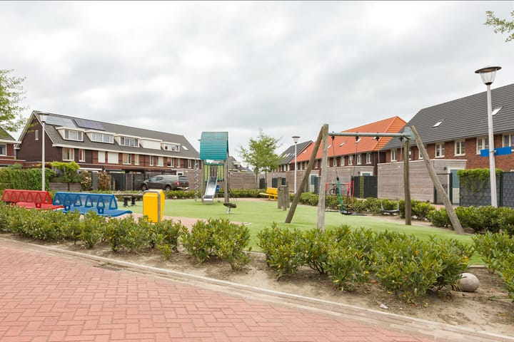 Foto 40 van Harry Banninklaan 88